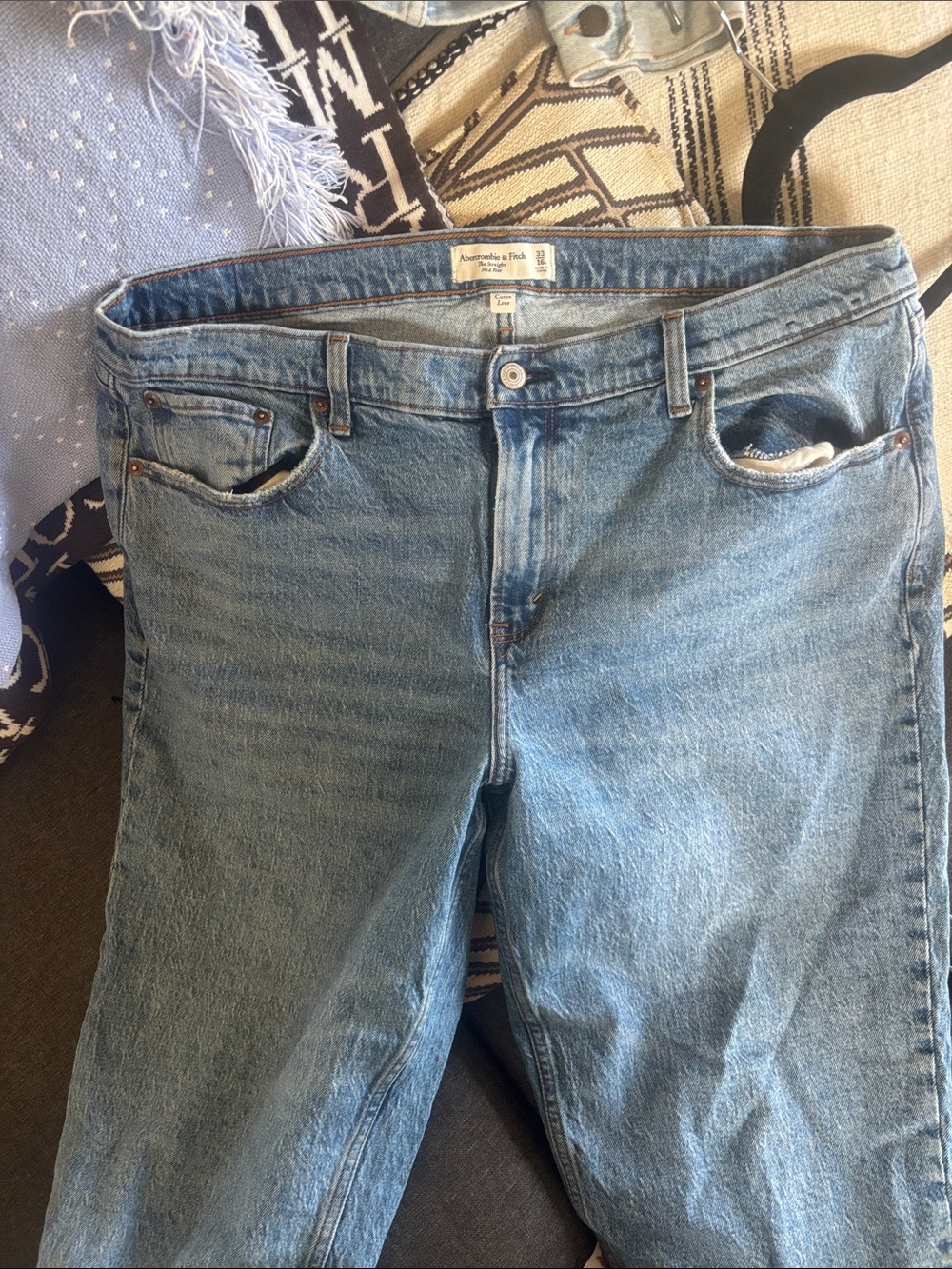 Abercrombie & Fitch Curve Love Straight Leg Jeans